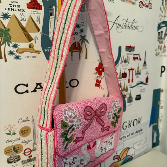 Francesca's Collections Pink Beaded Shoulder Bag - Picture 3 of 10